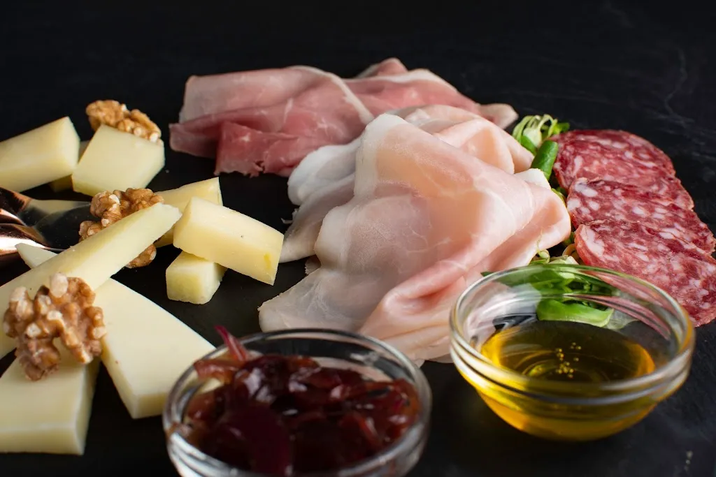 Il CAVEAU Griglieria_Buttigliera Alta_slider_image_2