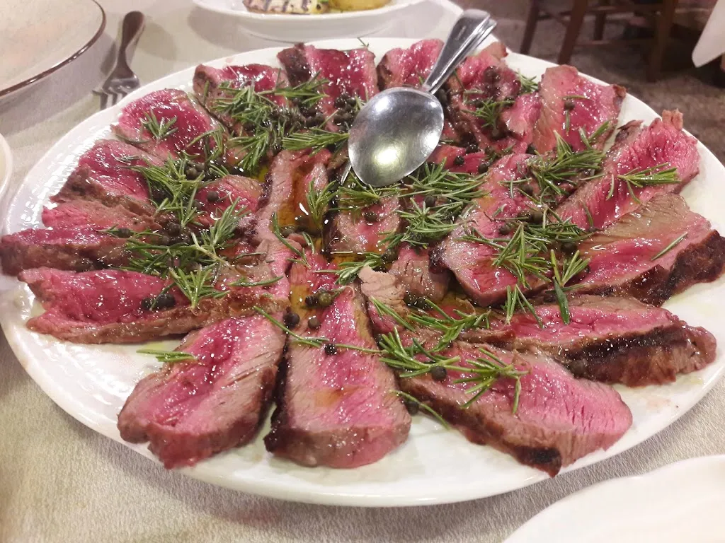 Da Muzzicone_Castiglione_slider_image_3