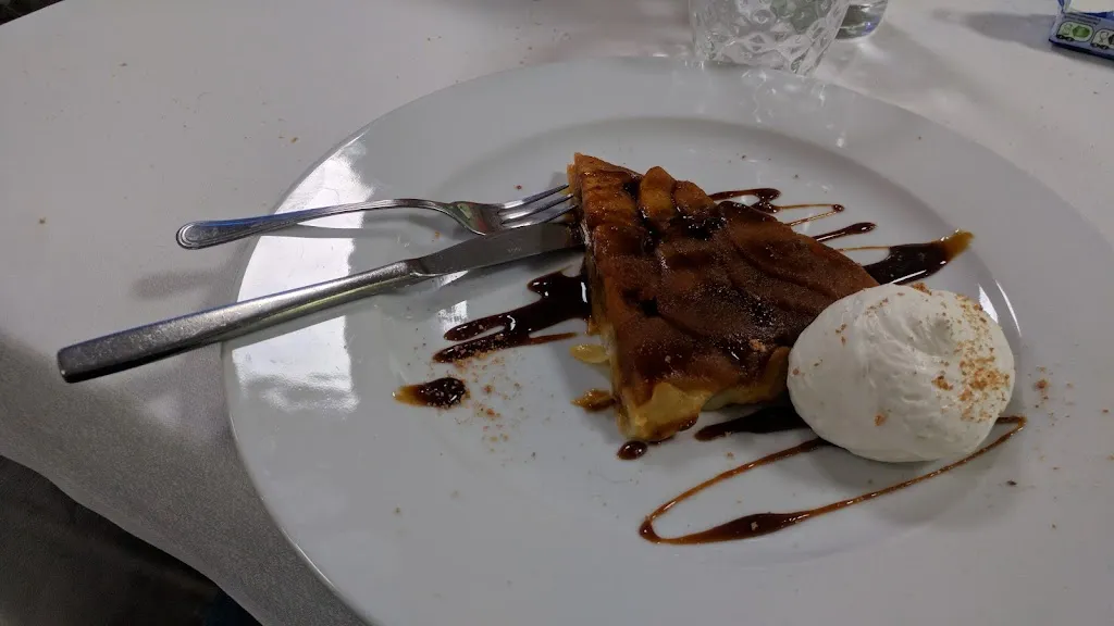 Alberto Rigon_OYSTERS S.N.C._Buttigliera Alta_review