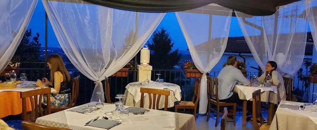 Antica Locanda Il Duca Bianco restaurant in Calosso