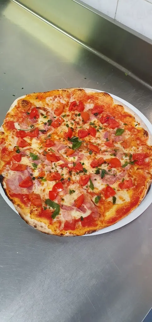 Red Rose restaurant in Caltignaga