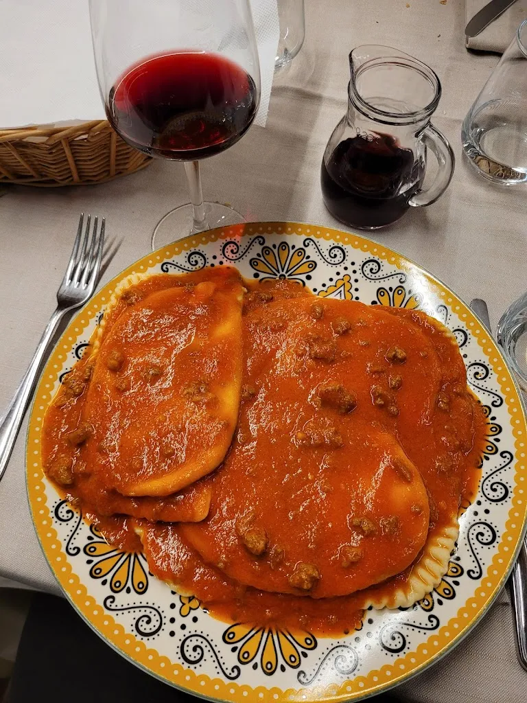 Eduardo Mihalache_Da Rossella_Carsoli_review