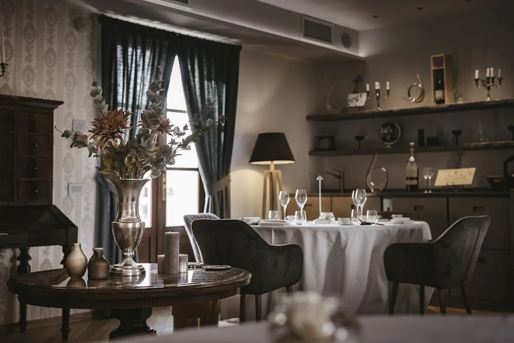 ADAGIO ristorante gourmet restaurant in Calamandrana