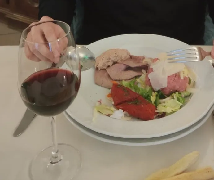 Virginia Rodriguez Martinez_Le due lanterne_Calamandrana_review