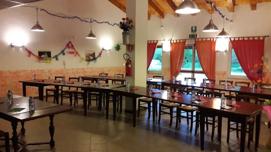 Rifugio La Pavoncella restaurant in Camerana