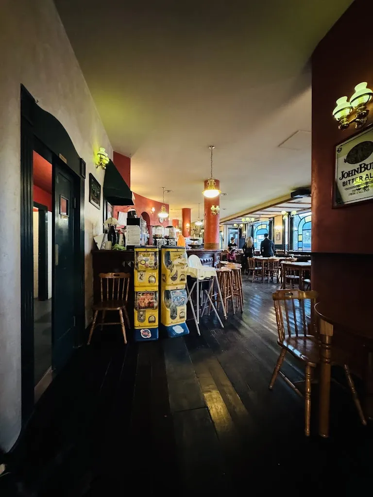 Mulligan's Pub_Camerano_slider_image_3