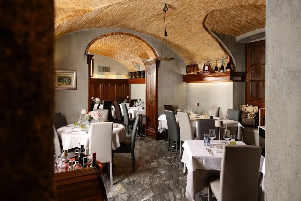 Ristorante Il Monastero_Cambiasca_slider_image_2