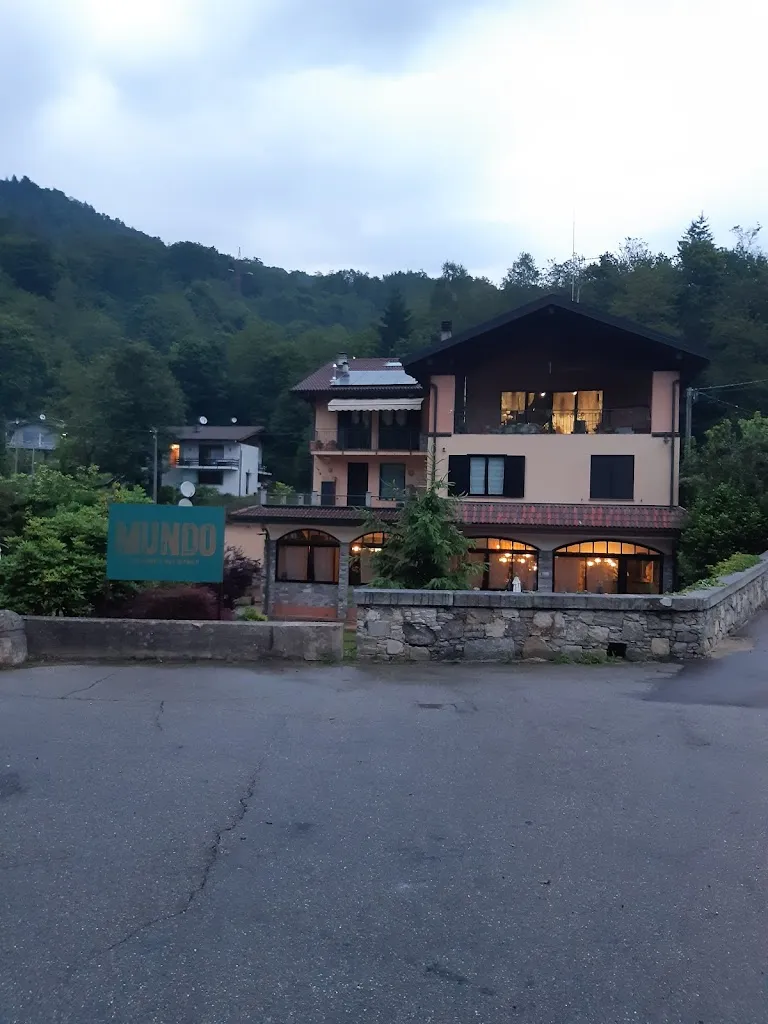 Mirco.64_Mundo - Ristorante Multietnico_Cambiasca_review
