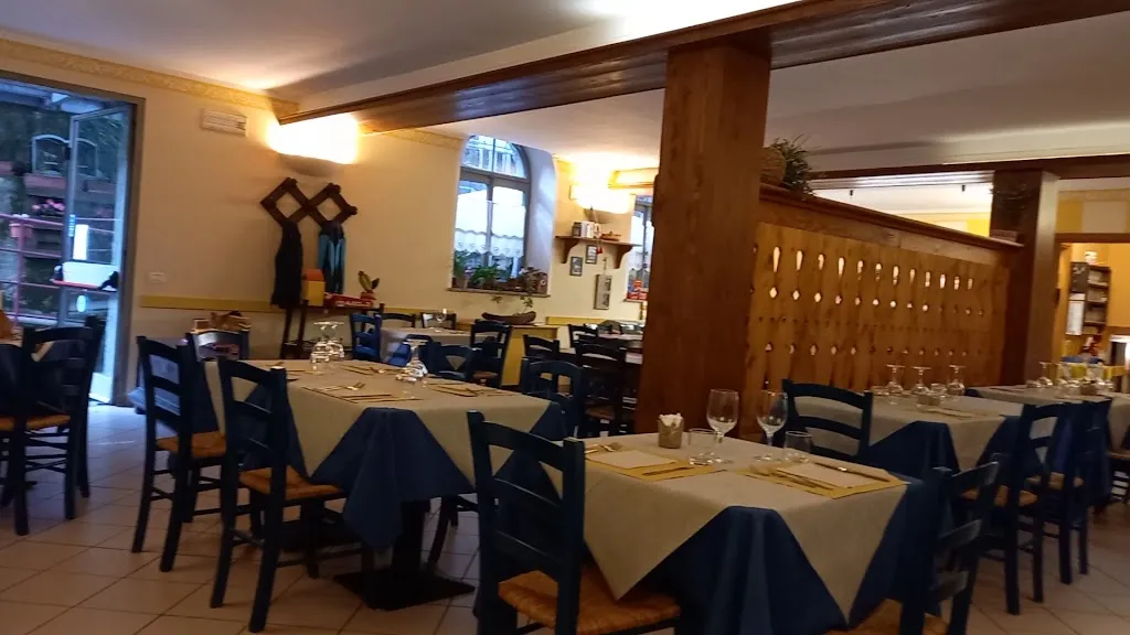 L'Osteria Del Teatro_Campertogno_slider_image_2