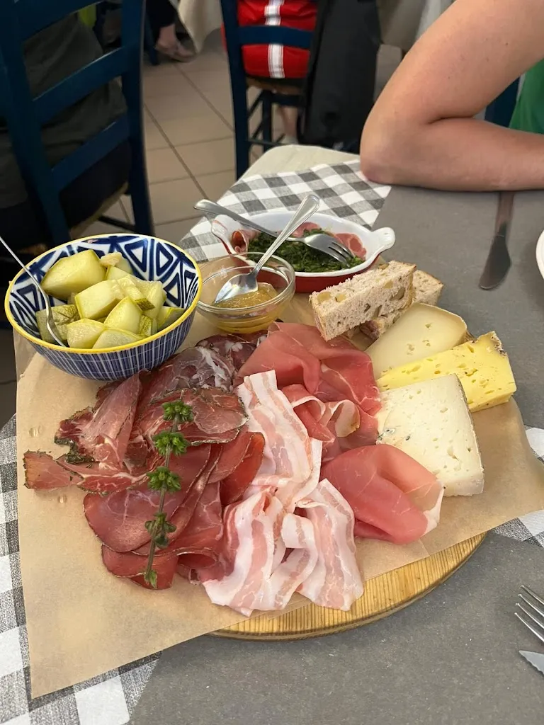 L'Osteria Del Teatro_Campertogno_slider_image_3