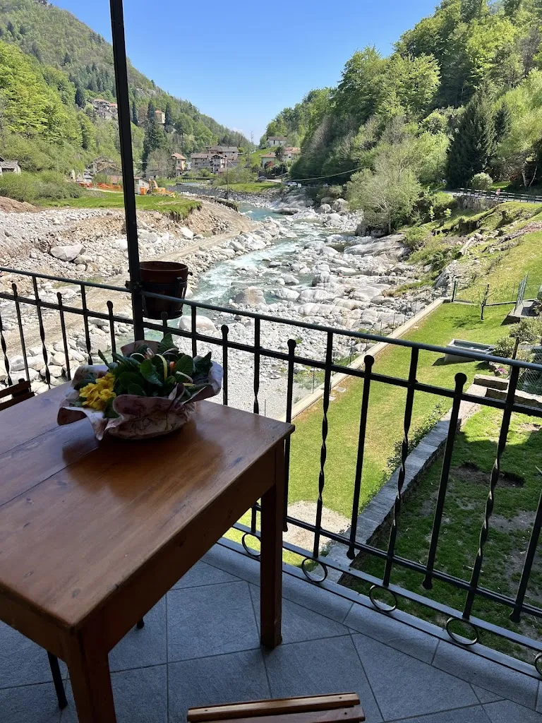 Marc M_Asmara_Campiglia Cervo_review