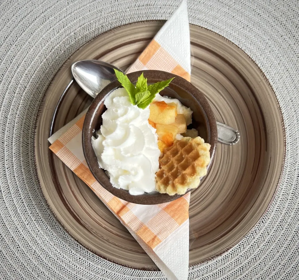 Ilyass Belkaifa_Asmara_Campiglia Cervo_review