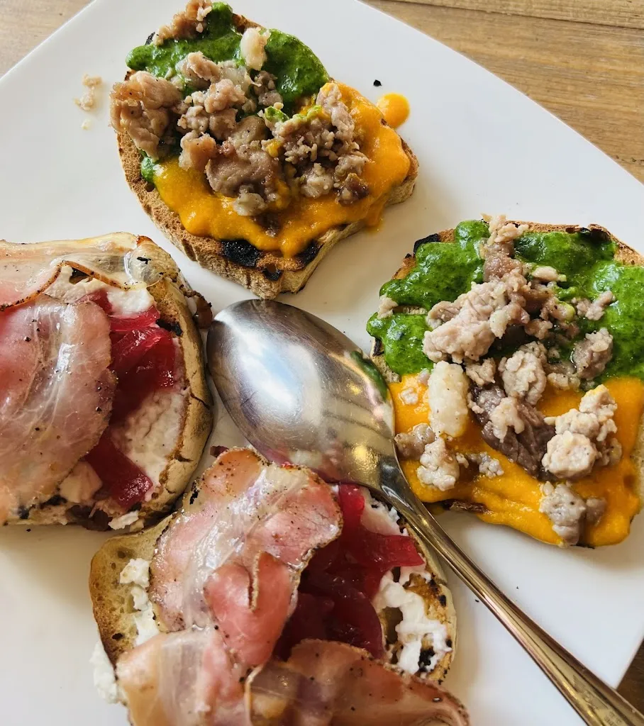 Judy Rae Merhar_N'copp 'a terra_Campiglione_review