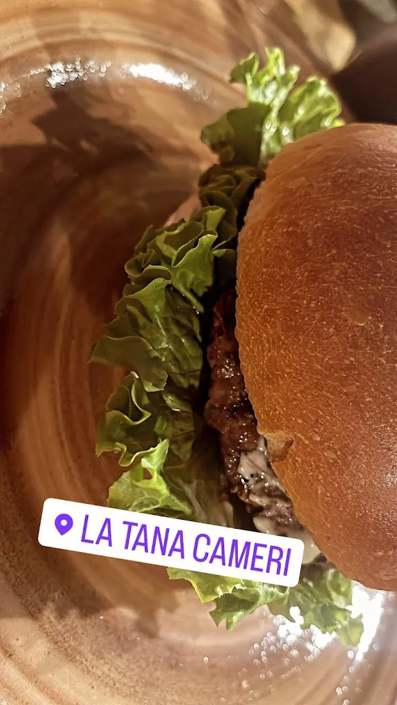 inder chahal_La Tana - Hamburgheria & Birreria | Cameri_Cameri_review
