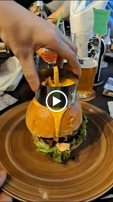 La Tana - Hamburgheria & Birreria | Cameri_Cameri_slider_image_2