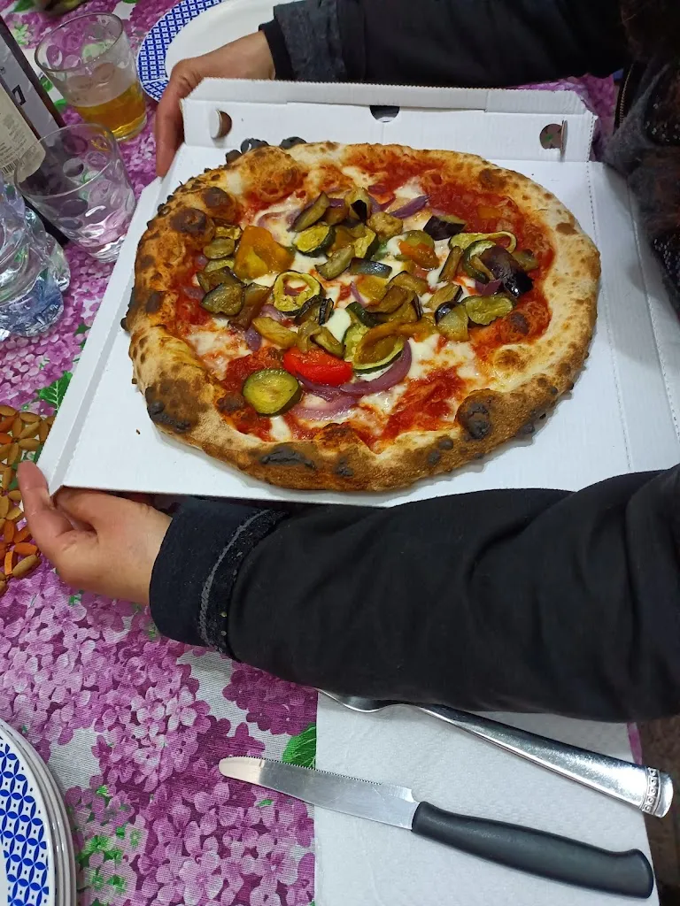 Menu_La Torre Pizza e Gril_Cameri_image_9