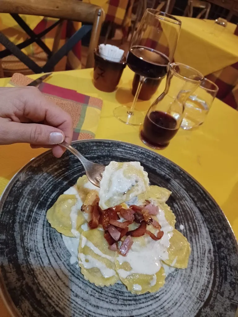 Mara Busky_Da Andrea_Cameri_review