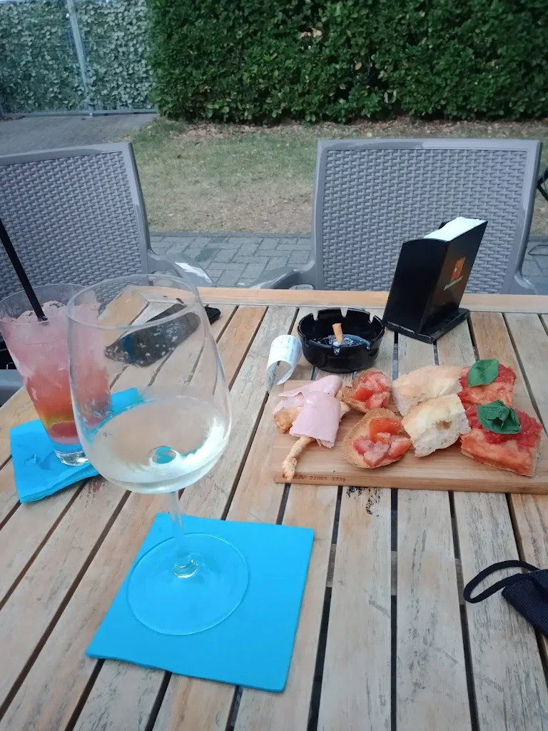 Rosario Caruso_Sunrise Drink Better_Cameri_review