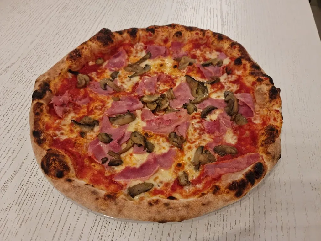 Made In Sud restaurant in Cameri