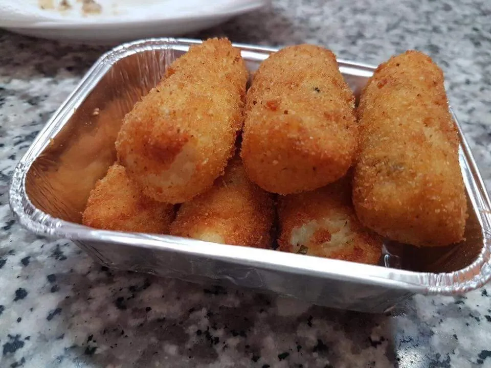 Menu_Pizza Express 4_Cameri_image_9