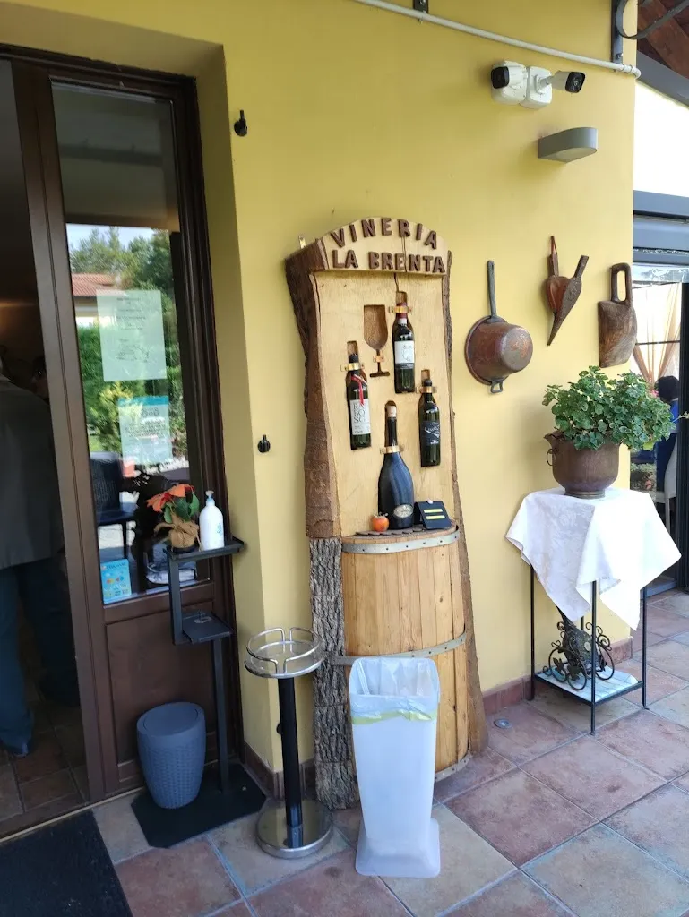 Osteria degli amici restaurant in Cambiano