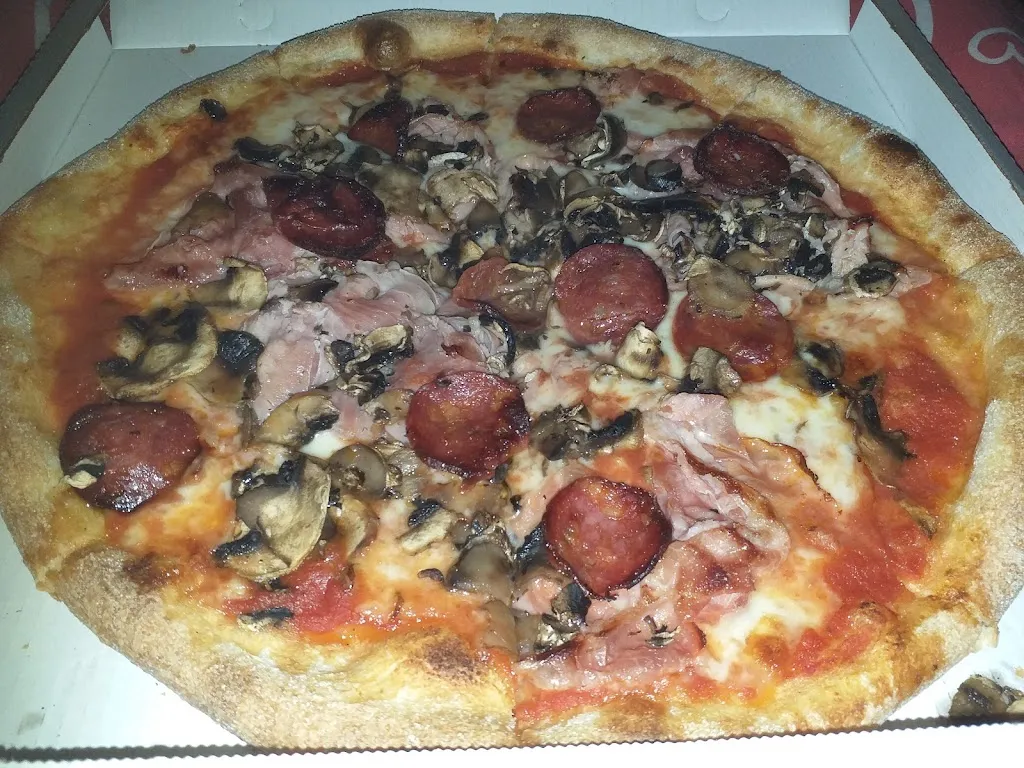 Victor & Monica Mihali_Morsi e Rimorsi_Cambiano_review