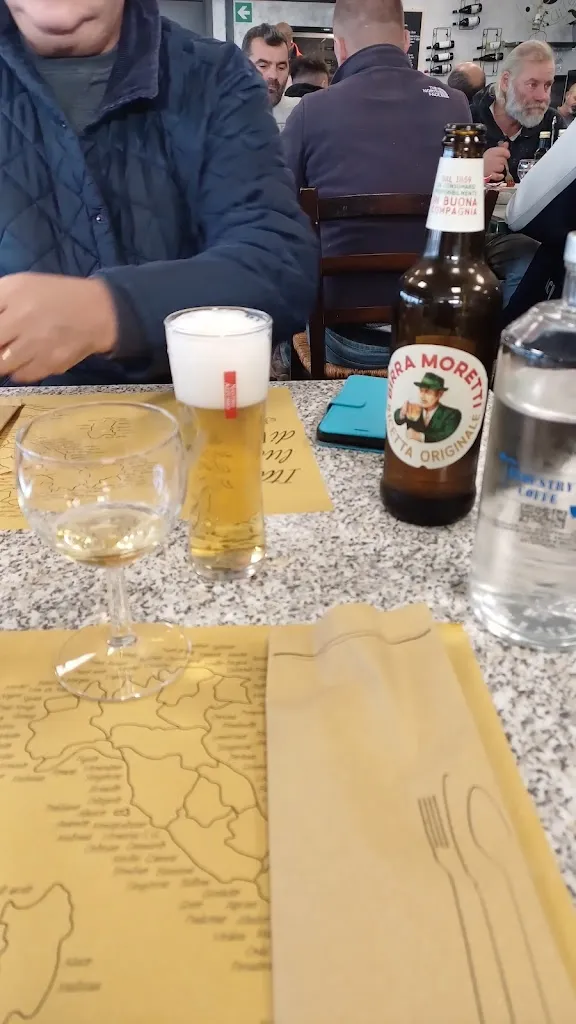 Sonia Cordoba Amedeo_Industry Caffe' Bar Trattoria_Cambiano_review