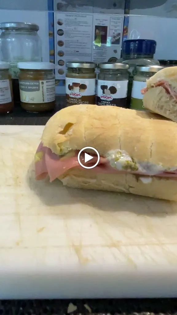 The Sandwich club_Cannobio_slider_image_2