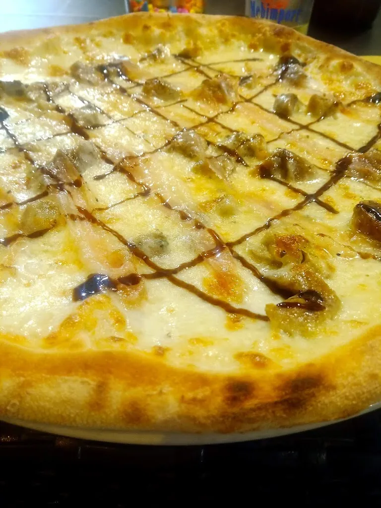 maria lucia arsieni_Pizzeria La Tegola_Cellino San Marco_review