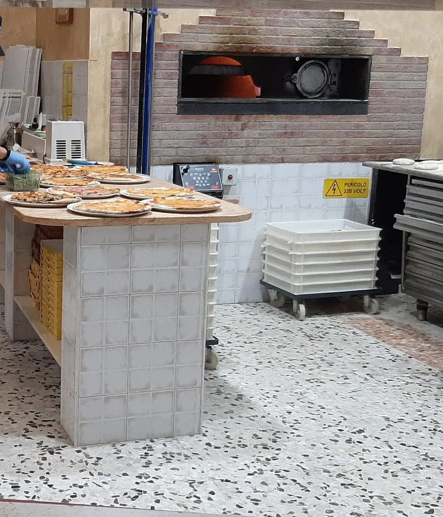 Roberto Diterlizzi_Pizzeria La Tegola_Cellino San Marco_review