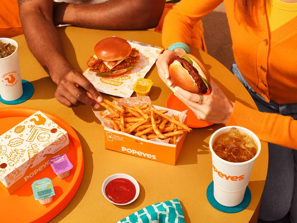 Popeyes Famous Louisiana Chicken_Candiolo_slider_image_2