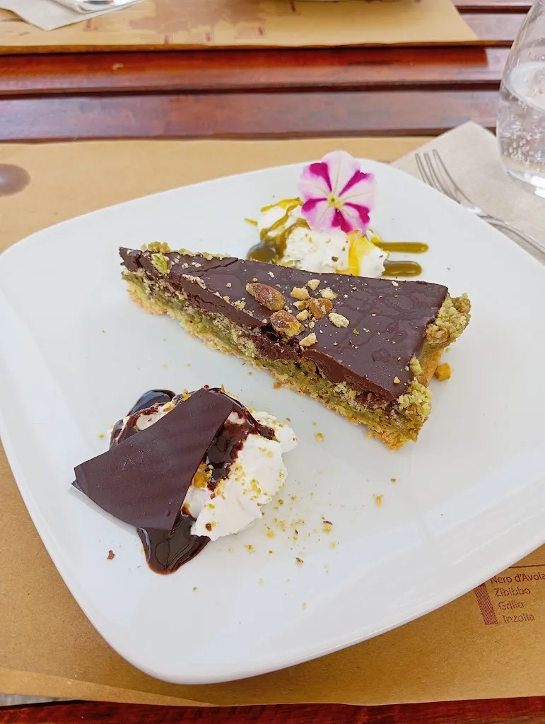 Emanuela Zanella_Famiglia Rolando Bottega & Ristorante_Caprauna_review