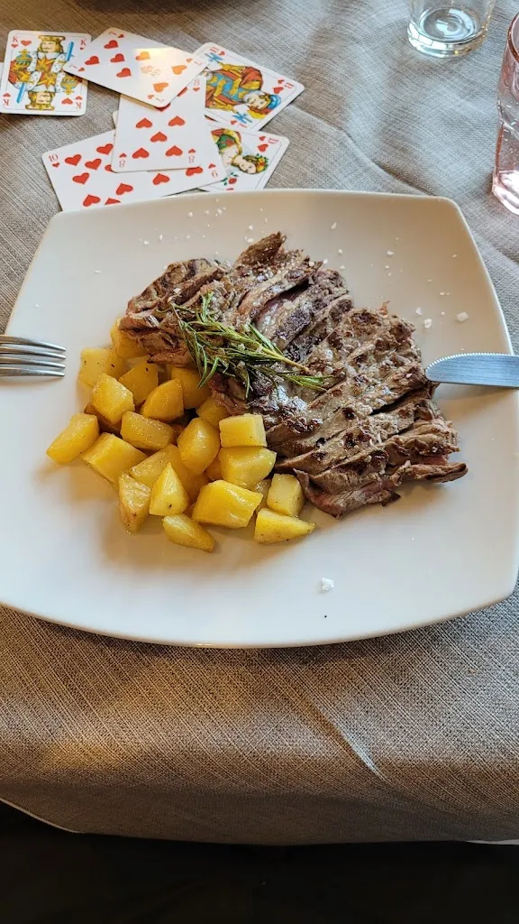 Jefta Bijpost_Trattoria La Va Cascia_Caprezzo_Bewertung