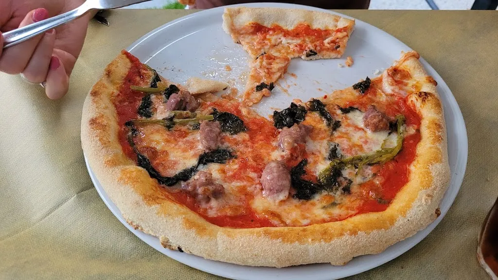 Trattoria Pizzeria Cascina Caravino_Caravino_slider_image_2