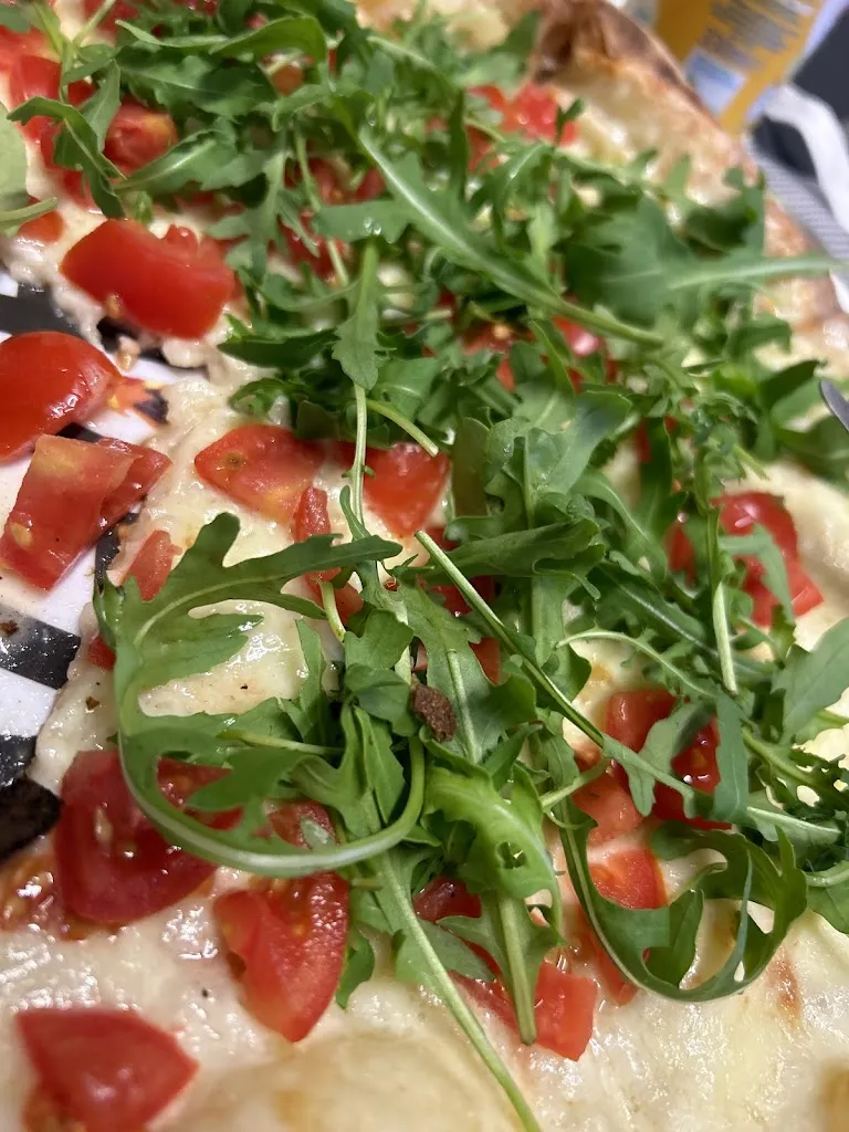 Pizzeria Il Leone restaurant in Caramagna Piemonte