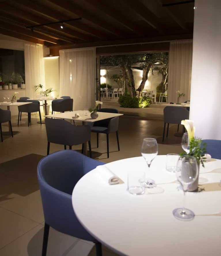 TE.MA. Restaurant_Cerfignano_slider_image_3