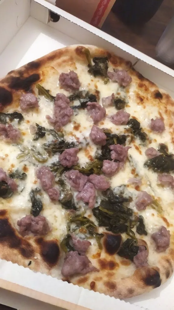 Trishia Jae Friginal_La Grotta_Caraglio_review