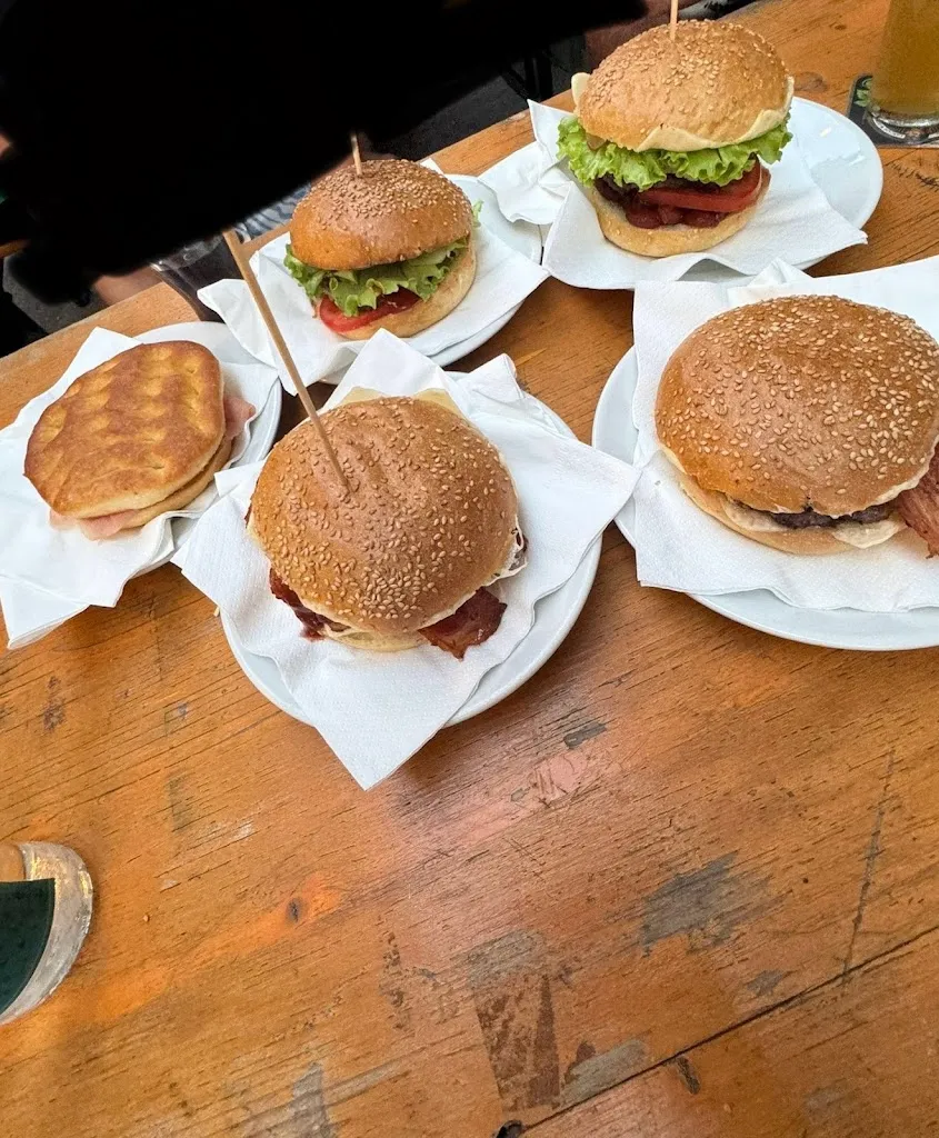 marco re_Zot! Pub Bar Risto_Caraglio_review