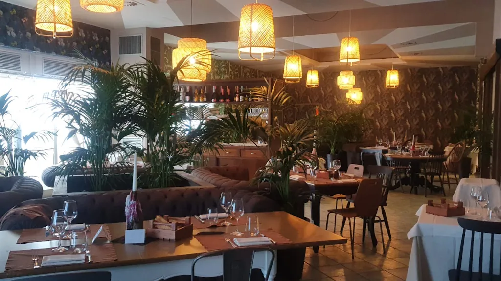 Ristorante Pizzeria Da Ciccio_Caresanablot_slider_image_1