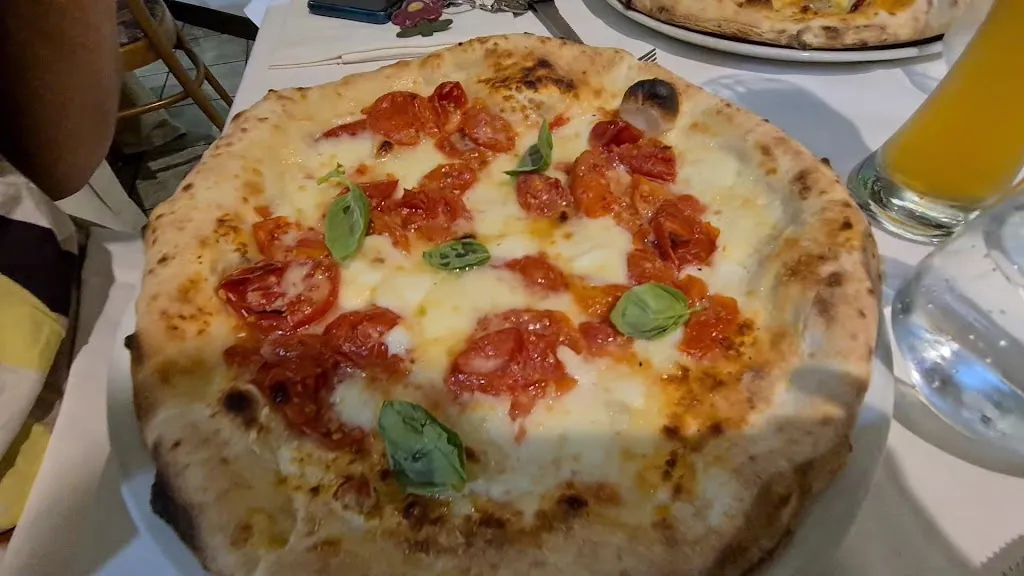 Ristorante Pizzeria Da Ciccio_Caresanablot_slider_image_2