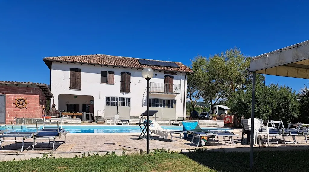 J. S._Agriturismo Cascina Giovanola_Carezzano Maggiore_review