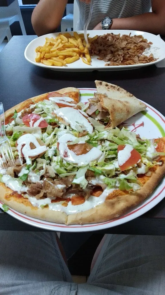 Pizzeria Turkish Kebap_Carpignano Sesia_slider_image_2