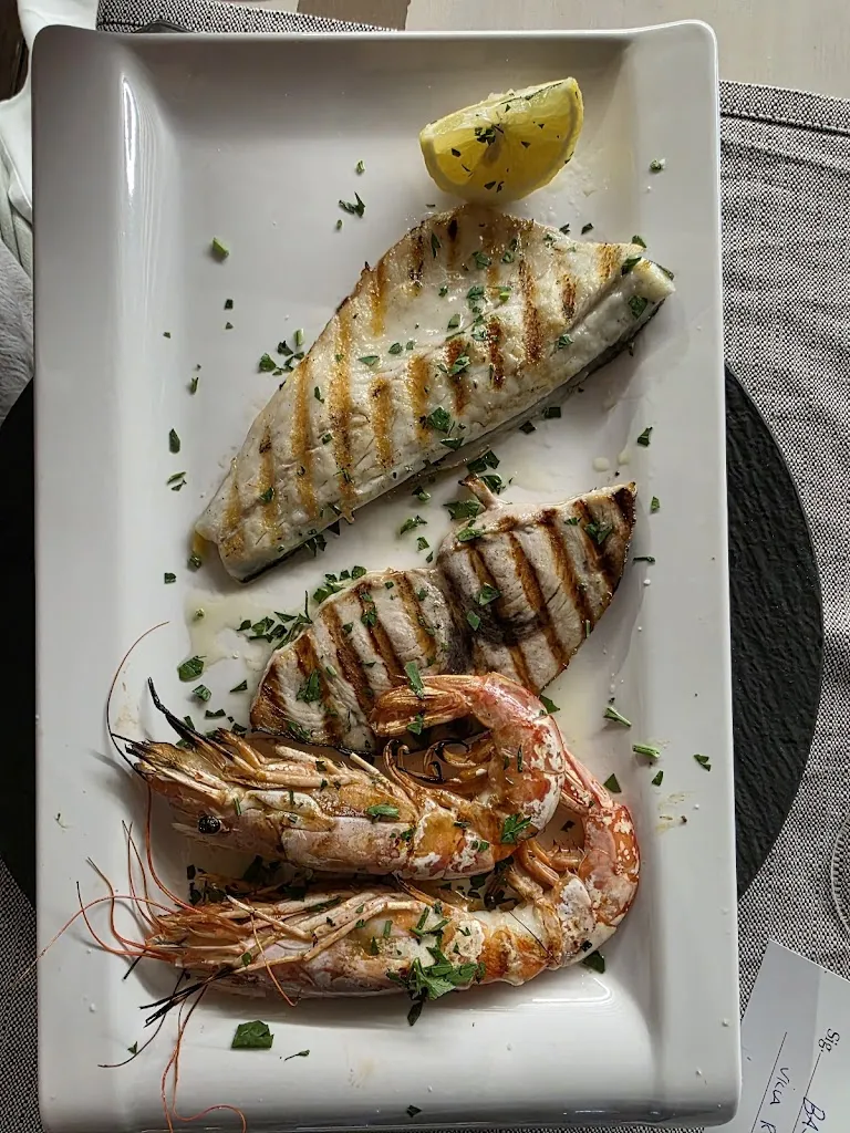 Bastian Lorenz_Il Villino_Cerfignano_review