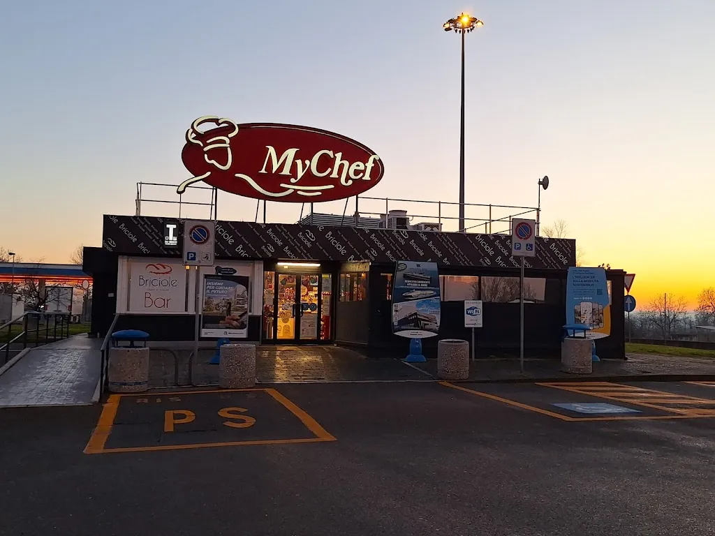 Autogrill Bormida Est_Casal Cermelli_slider_image_1