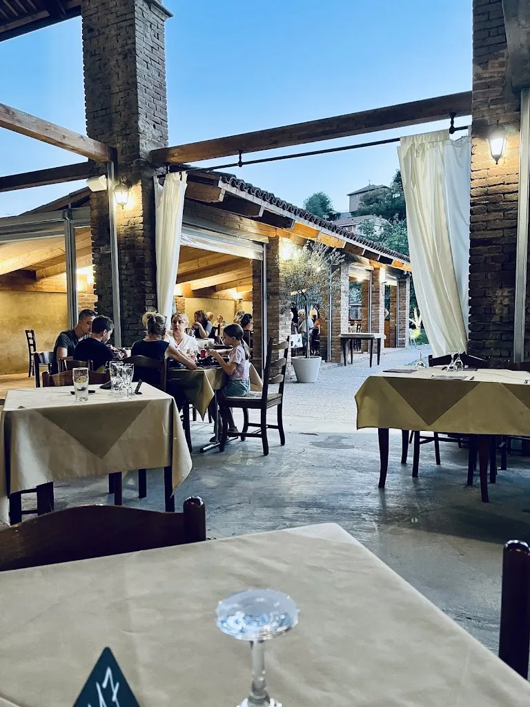 Margot Vos_Rosso Canova_Casalborgone_review