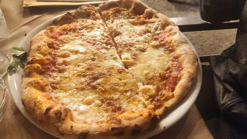 JAVIER GARCIA DEL RIO MARTIN_Pizzeria La Delizia_Casalborgone_review