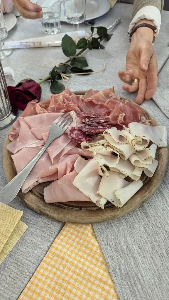 Matteo Primitivi_Cooperativa Casale Corte Cerro_Casale Corte Cerro_review