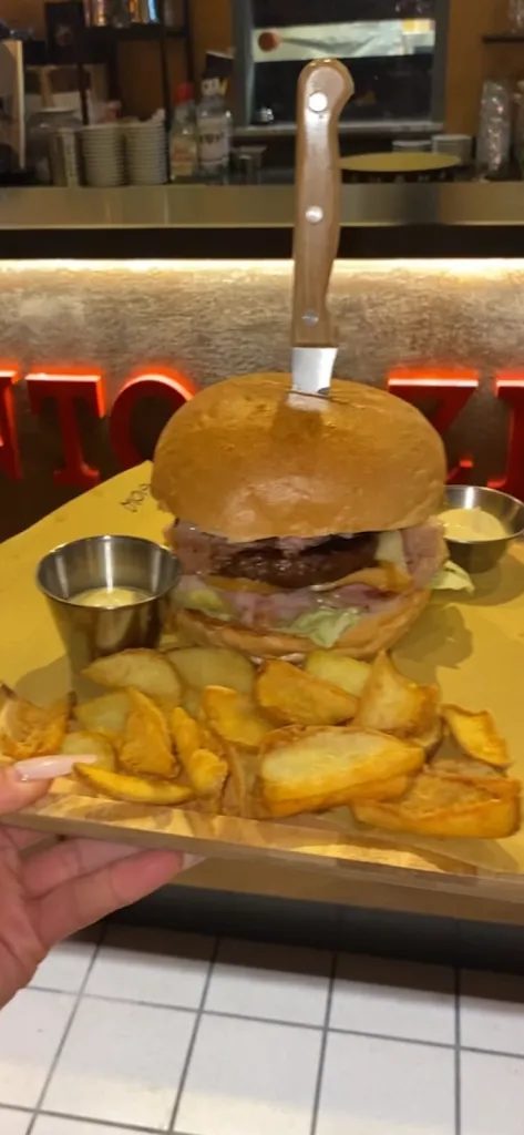 alessia esposito_Punto Zero Steakhouse/Pub/Birreria_Casalgrasso_review