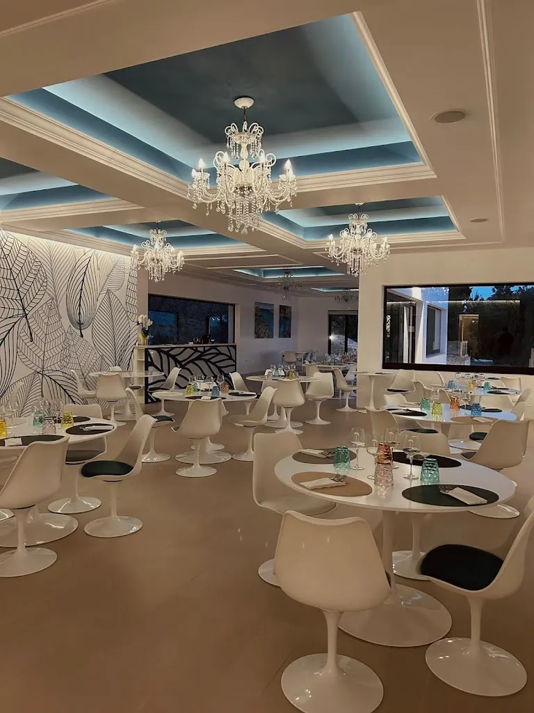 La Scogliera Terrazza Mare - Pizza & Cucina restaurant in Cerfignano