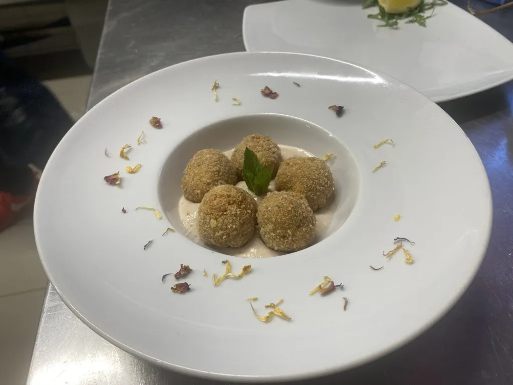 Osteria del castello_Casalgrasso_slider_image_3